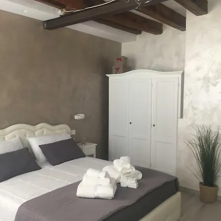 Ca Del Pape Apartment